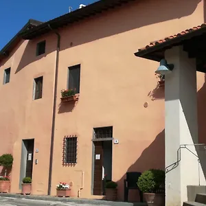 https://il-ghiro-montevarchi.it-tuscanyhotel.com